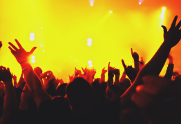 Festivals de musique : protéger ses oreilles sans gâcher le plaisir de la fête !
