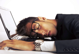 Je suis fatigué(e) : que cache donc cette sensation désagréable ?