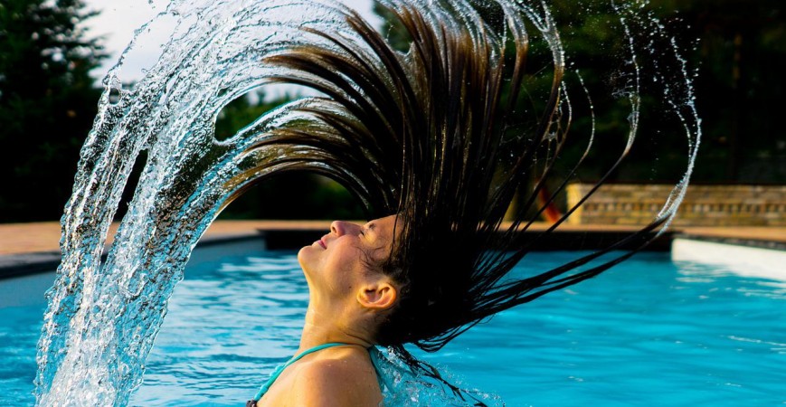 Comment faire sortir l'eau de mes oreilles ?